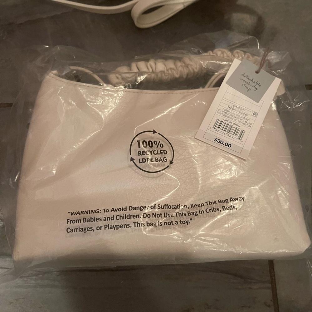 Brad new ! Small going out bag